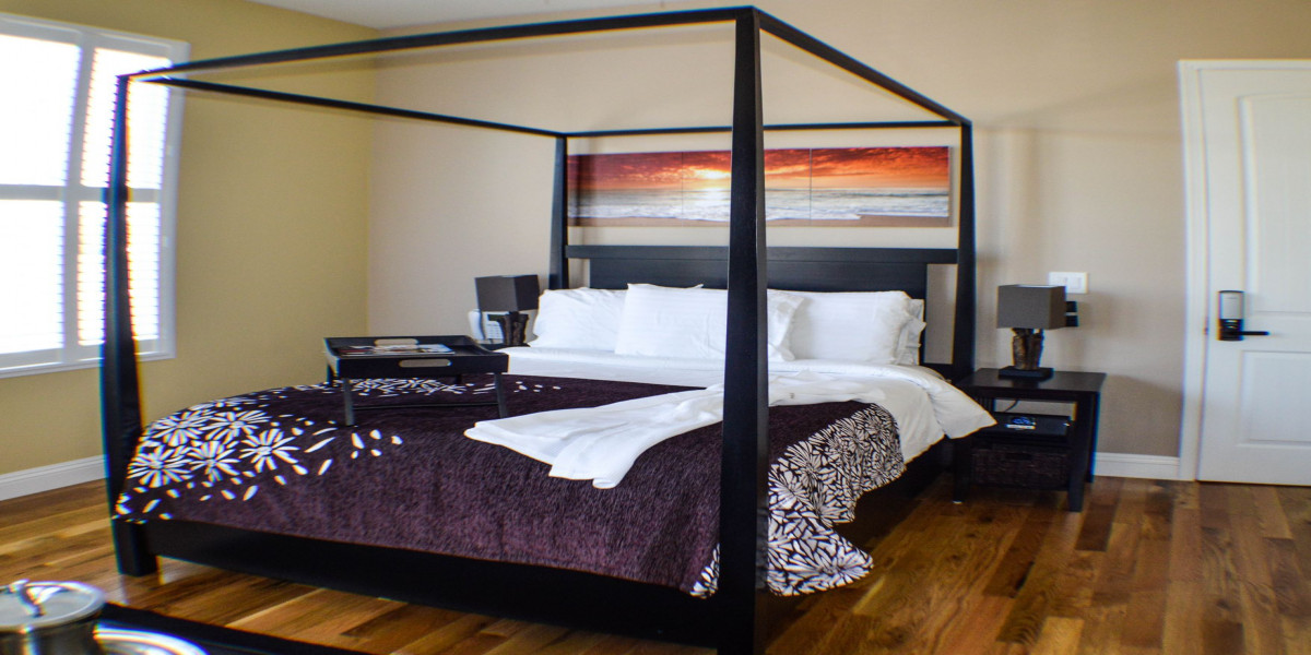 Room 4 - Suite with River View Room 4 - Suite with River View