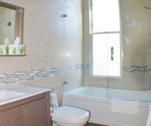 Rio Vista Inn & Suites Santa Cruz - Suite 3 Bathroom